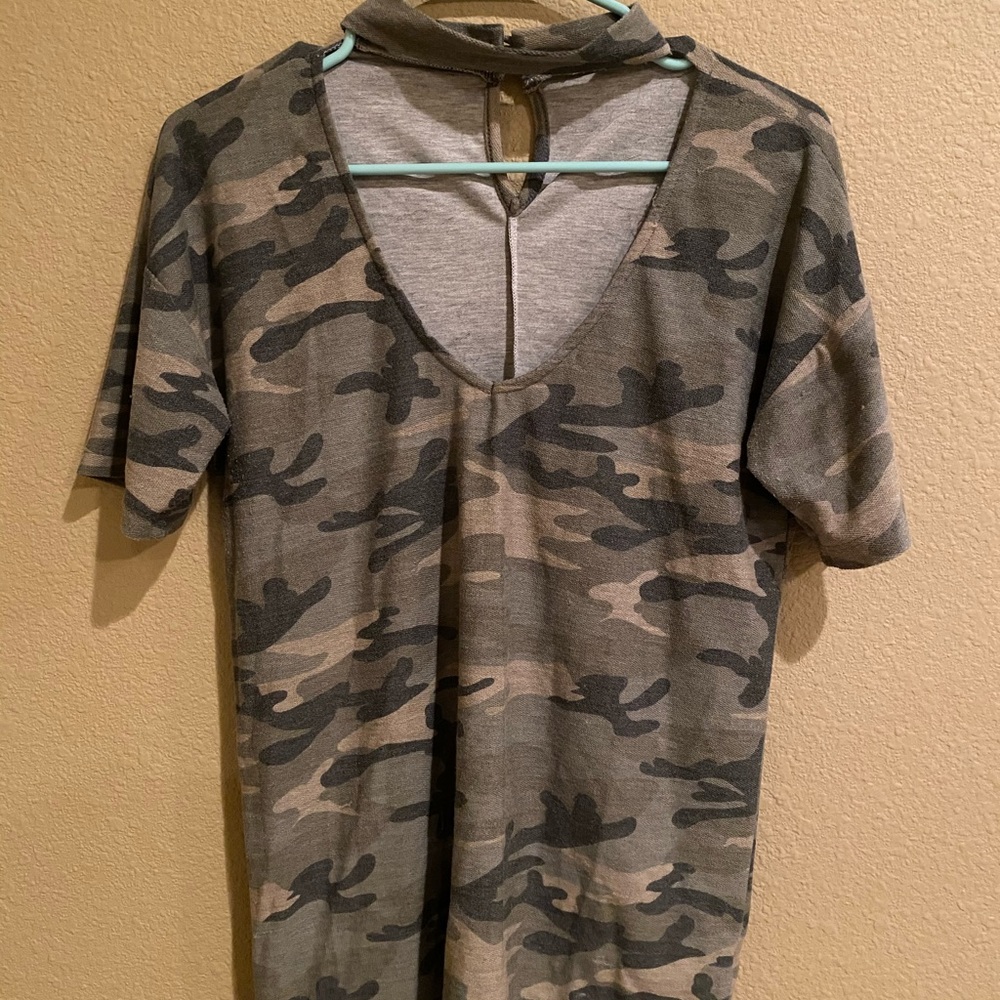 Cute camo V neck